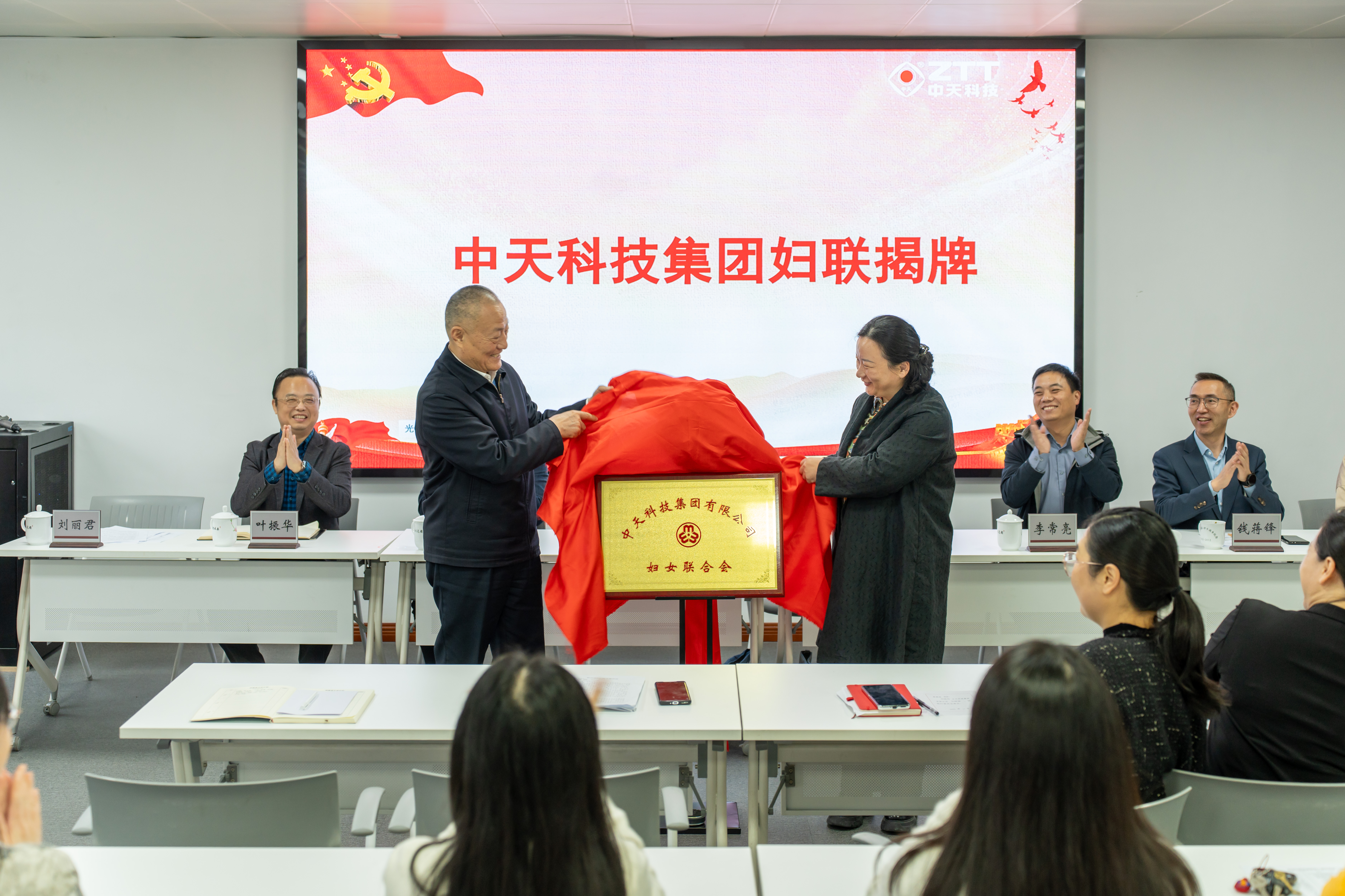 �й���������