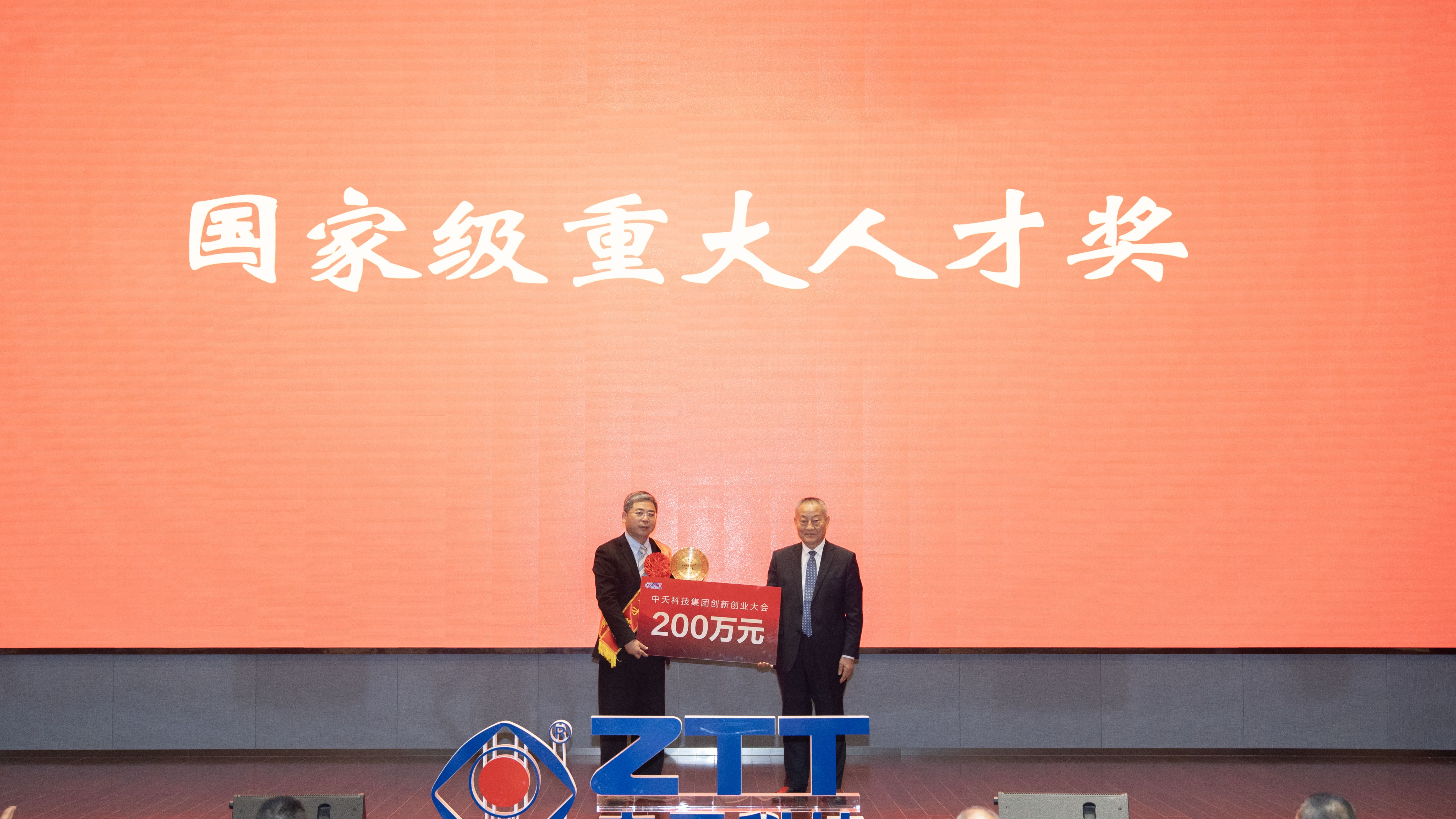 �й���������